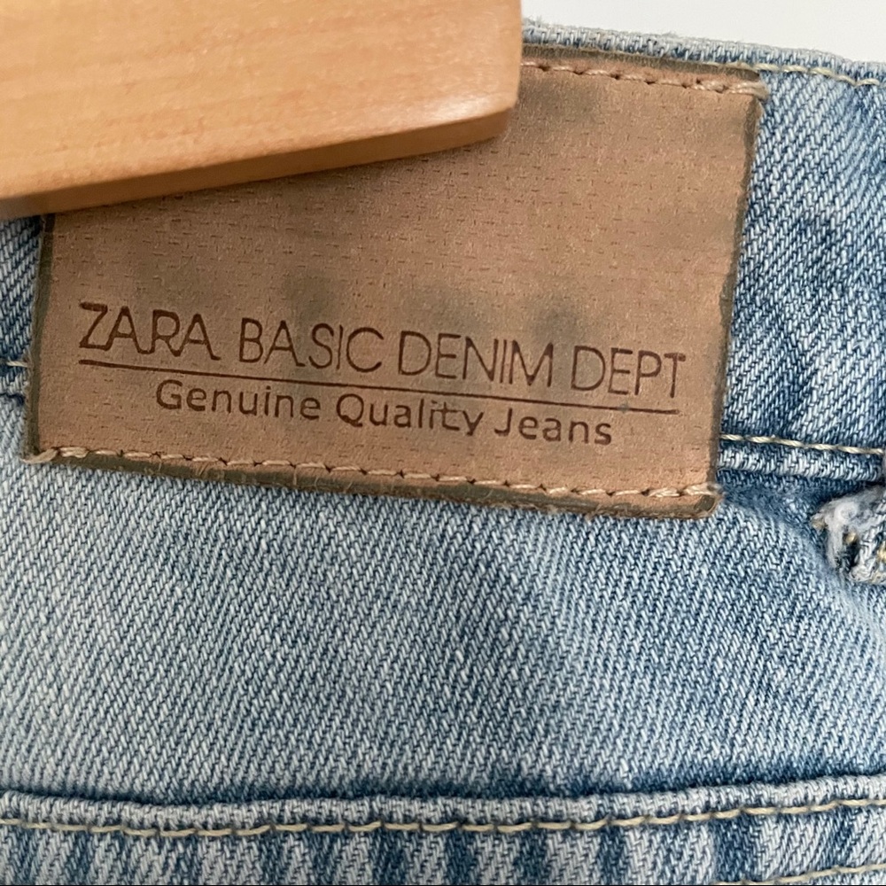 ZARA distressed boyfriend jeans - Picture 4 of 9